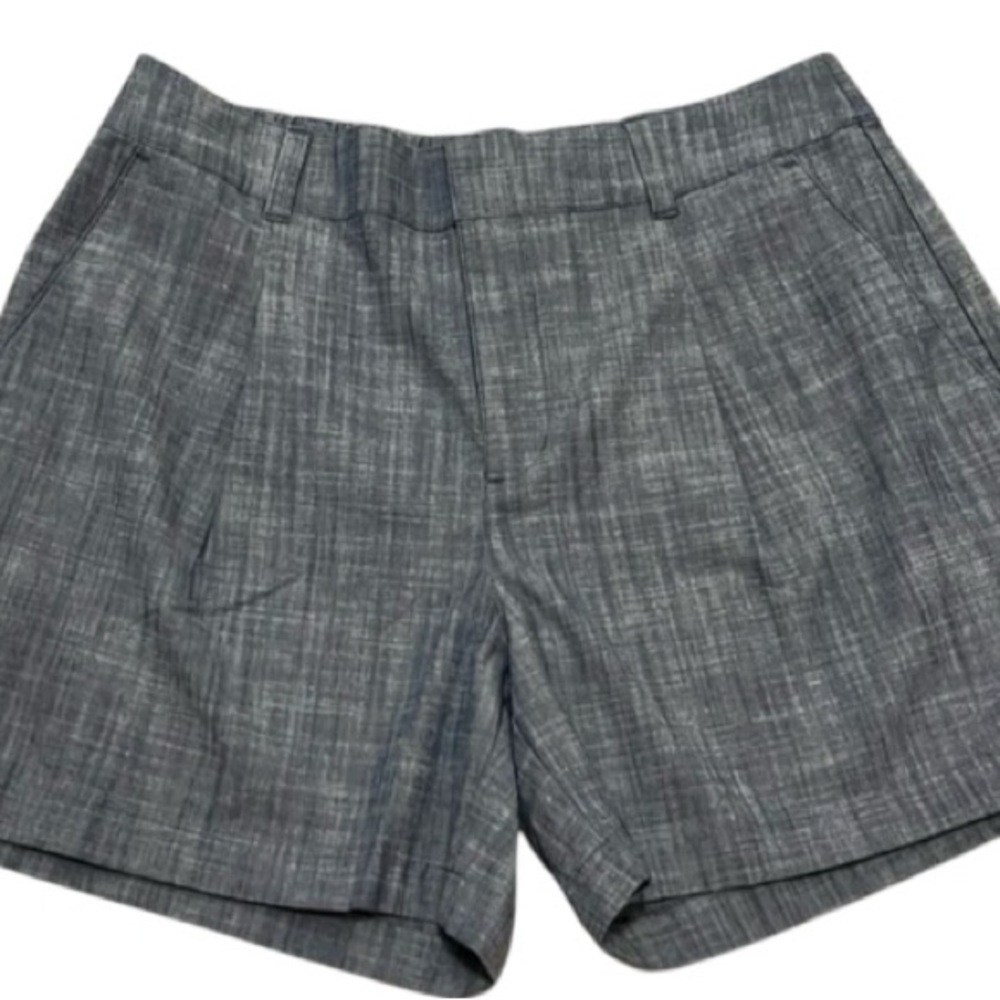 NWT Woman's size 8 LOFT Outlet shorts Chambray‎ Classic NEW